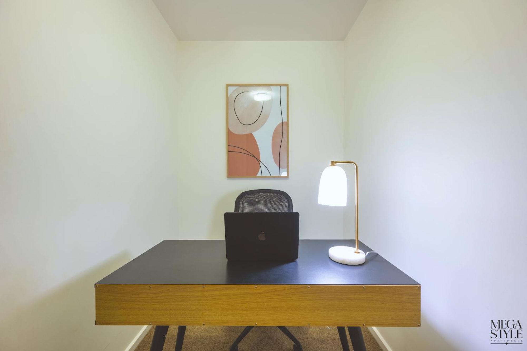 Mega Style Mainpoint Apartment *