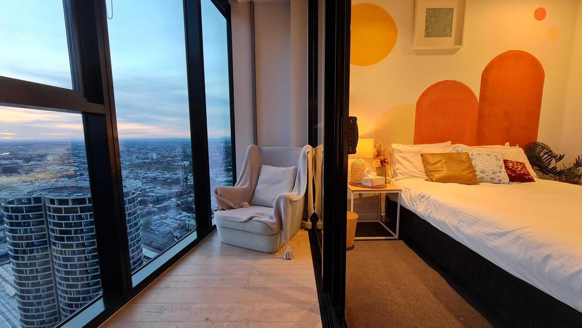 1br Sunset Glow Retreat! Free Tram Zone * Melbourne