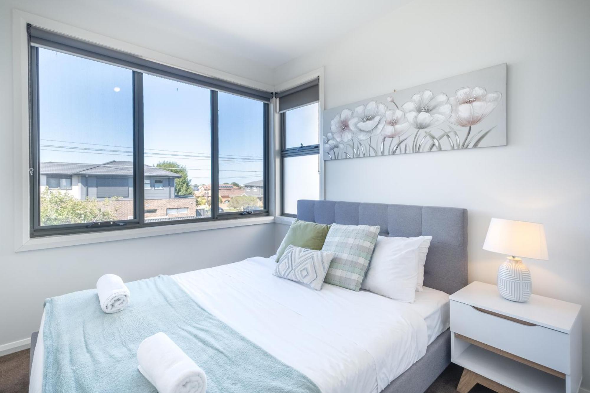 Glenroy 2br1ba In Townhouse Parkingwi-fibath