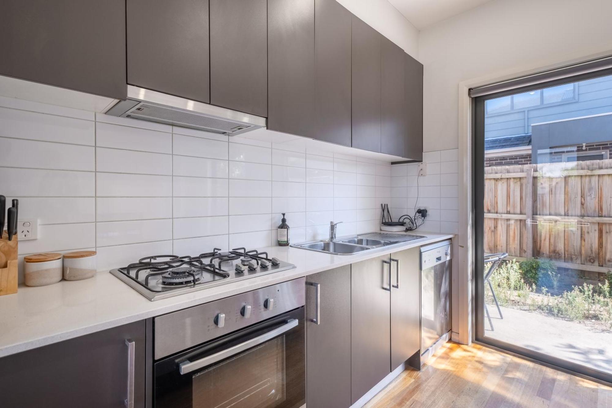Holiday home Glenroy 2br1ba In Townhouse Parkingwi-fibath
