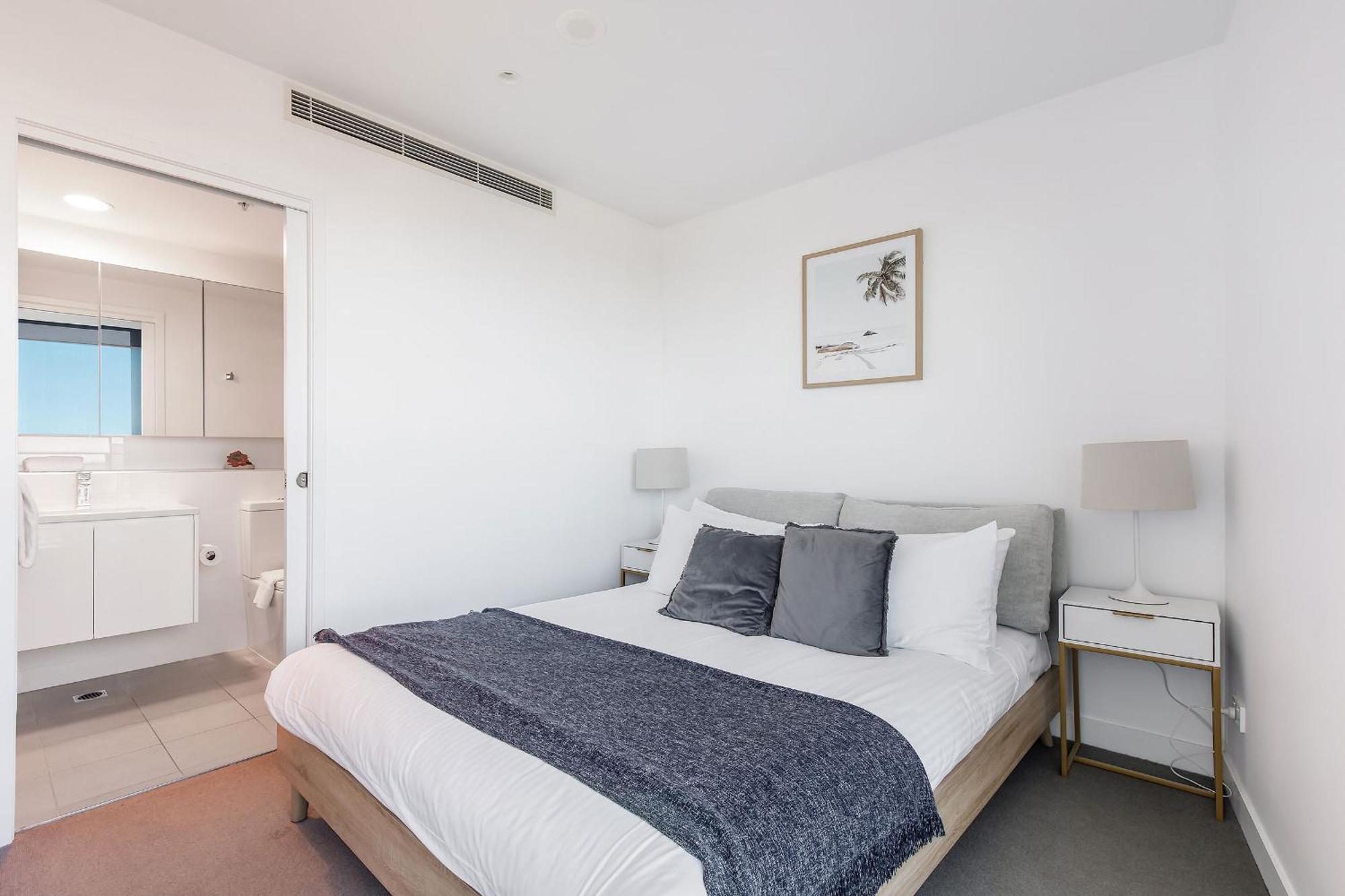 Skyscape Flair - Resort-style Living In The * Melbourne