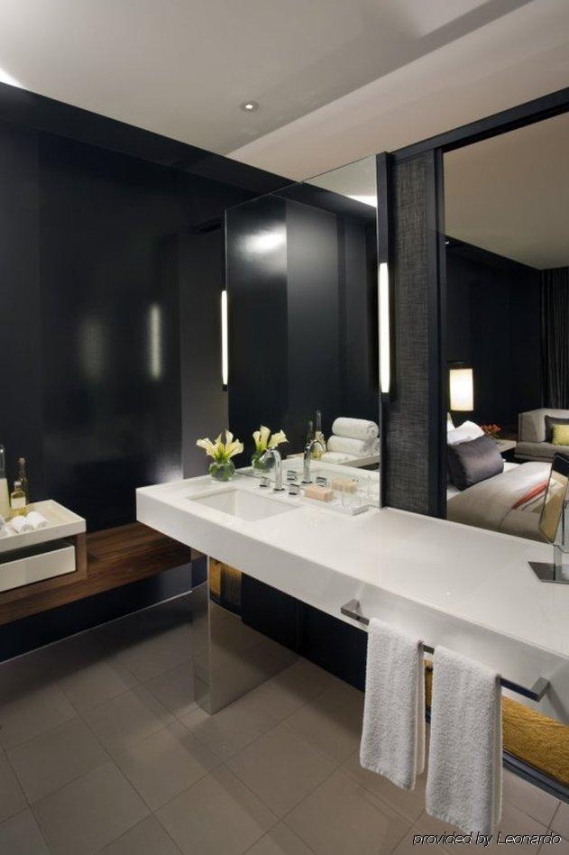 Crown Metropol 5* Melbourne