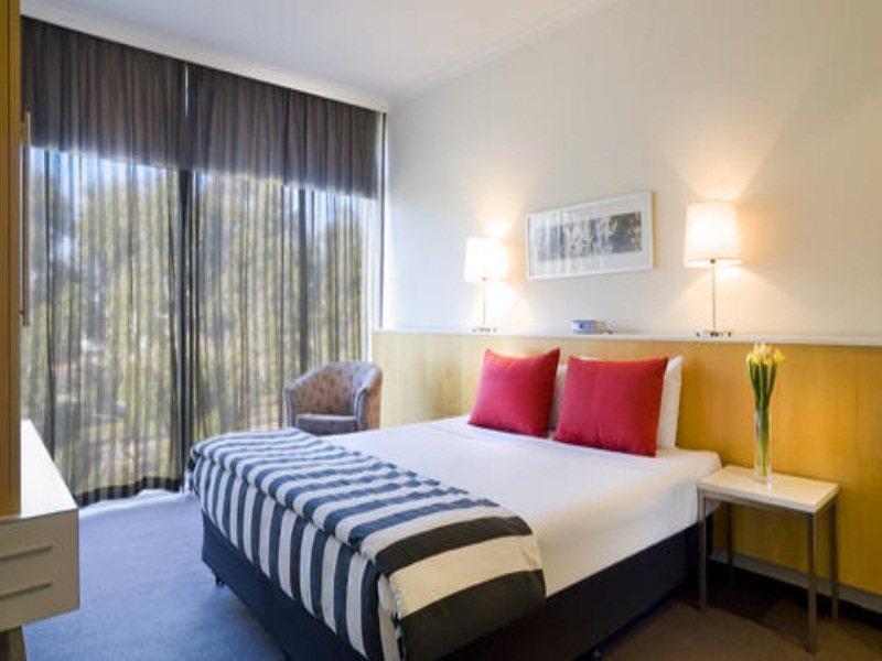 Hotel The Parkmore Melbourne