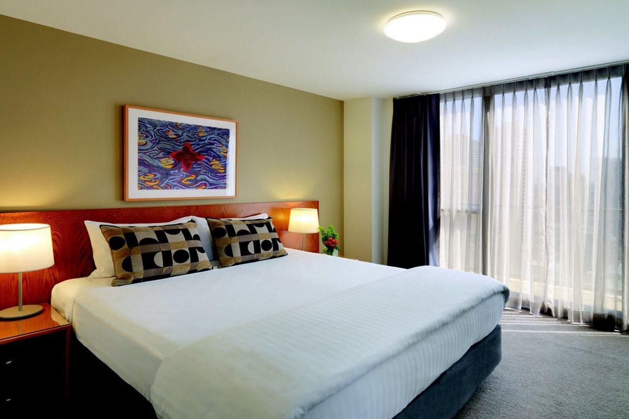 Aparthotel Adina 4*