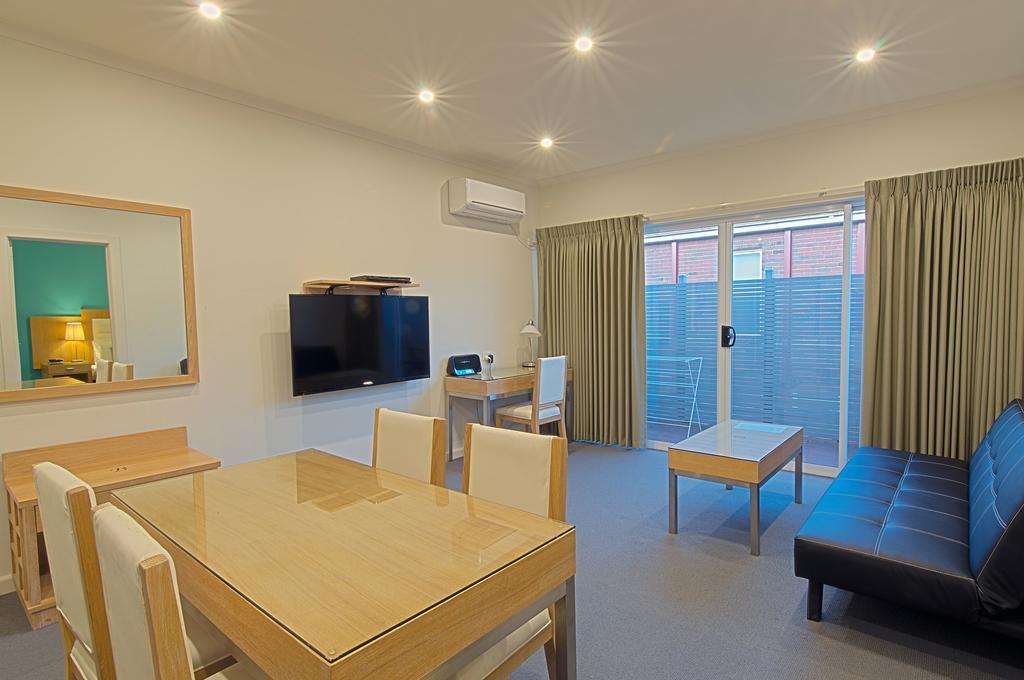Brighton Serviced Aparthotel 4*