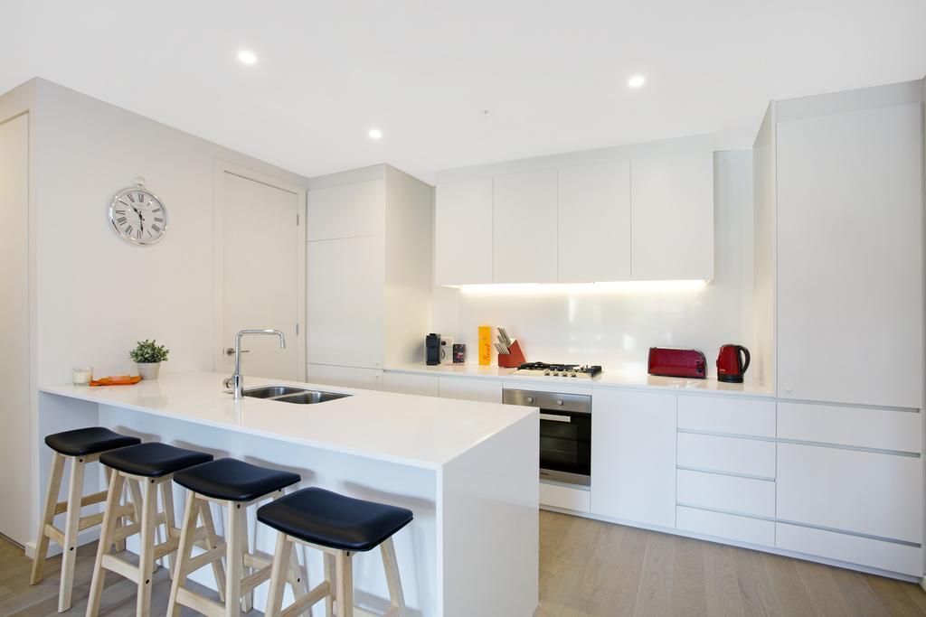 Apartamento ☆ Heart Of St Kilda ☆ Infinity Pool+parking+wifi *