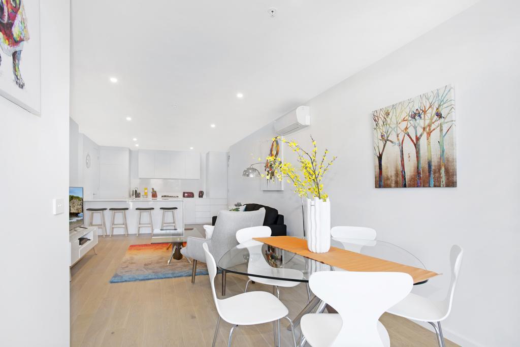 ☆ Heart Of St Kilda ☆ Infinity Pool+parking+wifi Apartamento