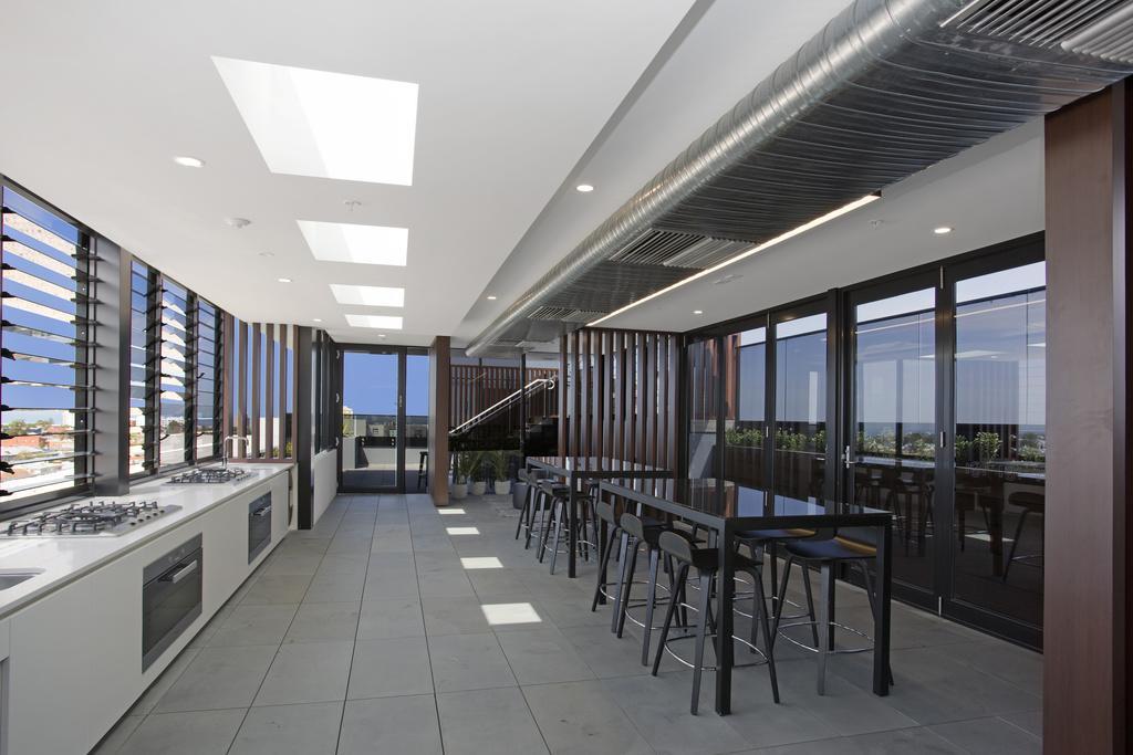 ☆ Heart Of St Kilda ☆ Infinity Pool+parking+wifi Apartamento *