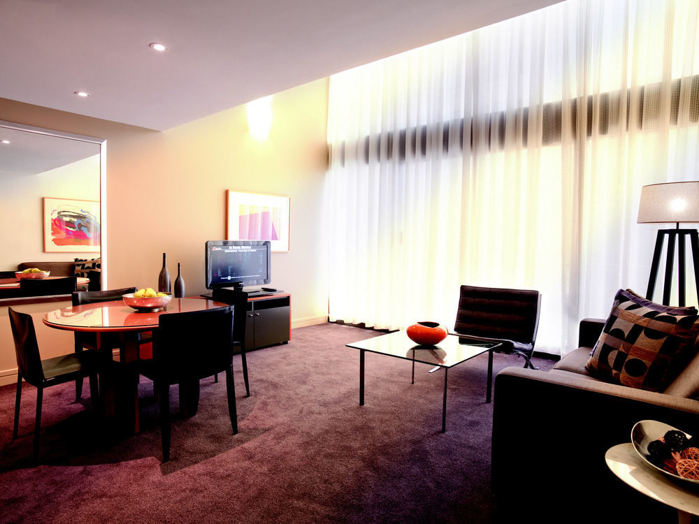Aparthotel Adina