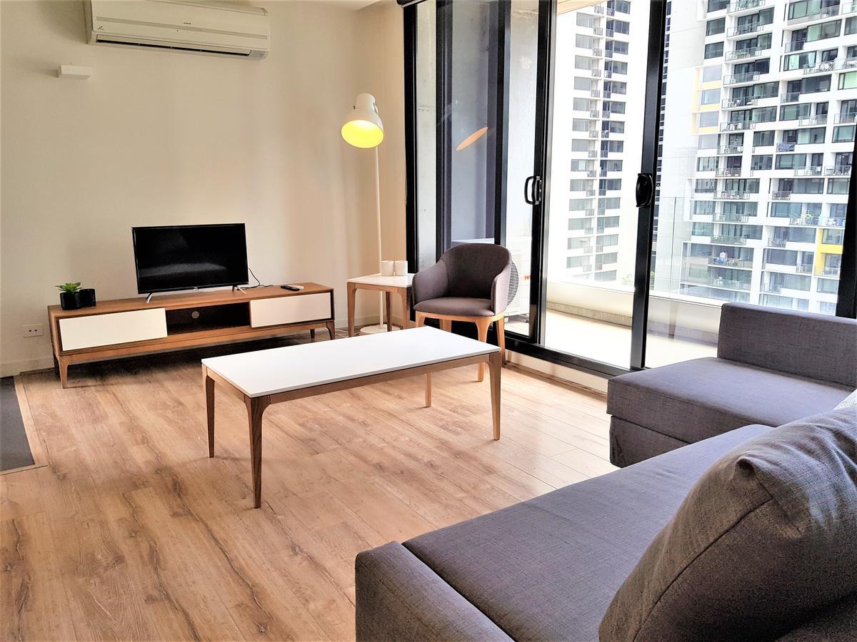 Readyset On Spencer Apartment
