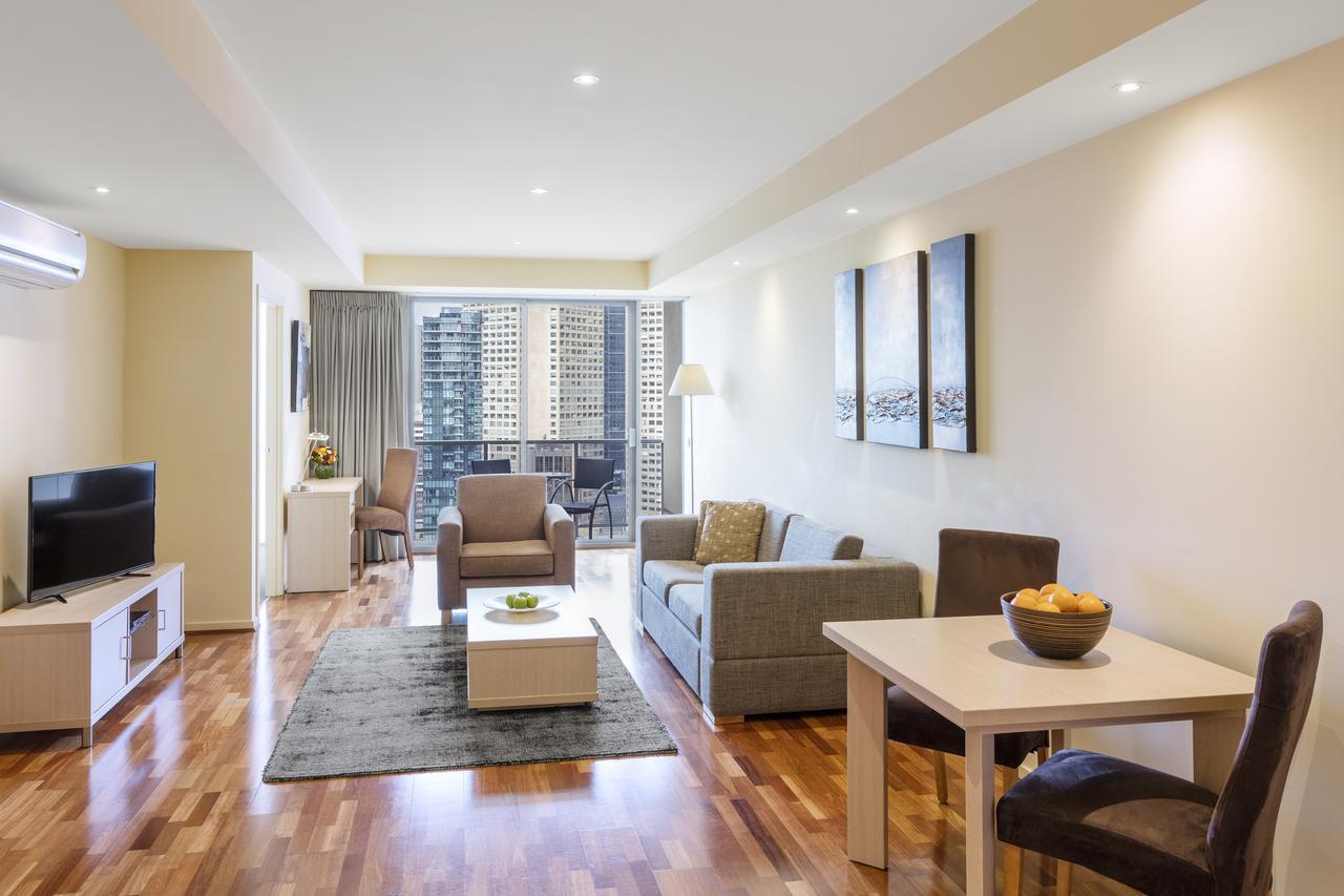 Apartment @ 23 Lonsdale *