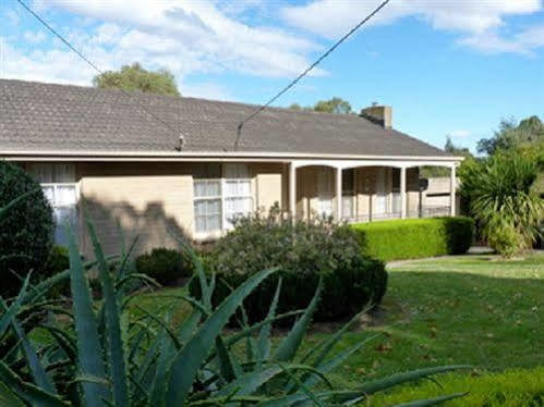 Australian Away @ Doncaster Grange Park Holiday home *