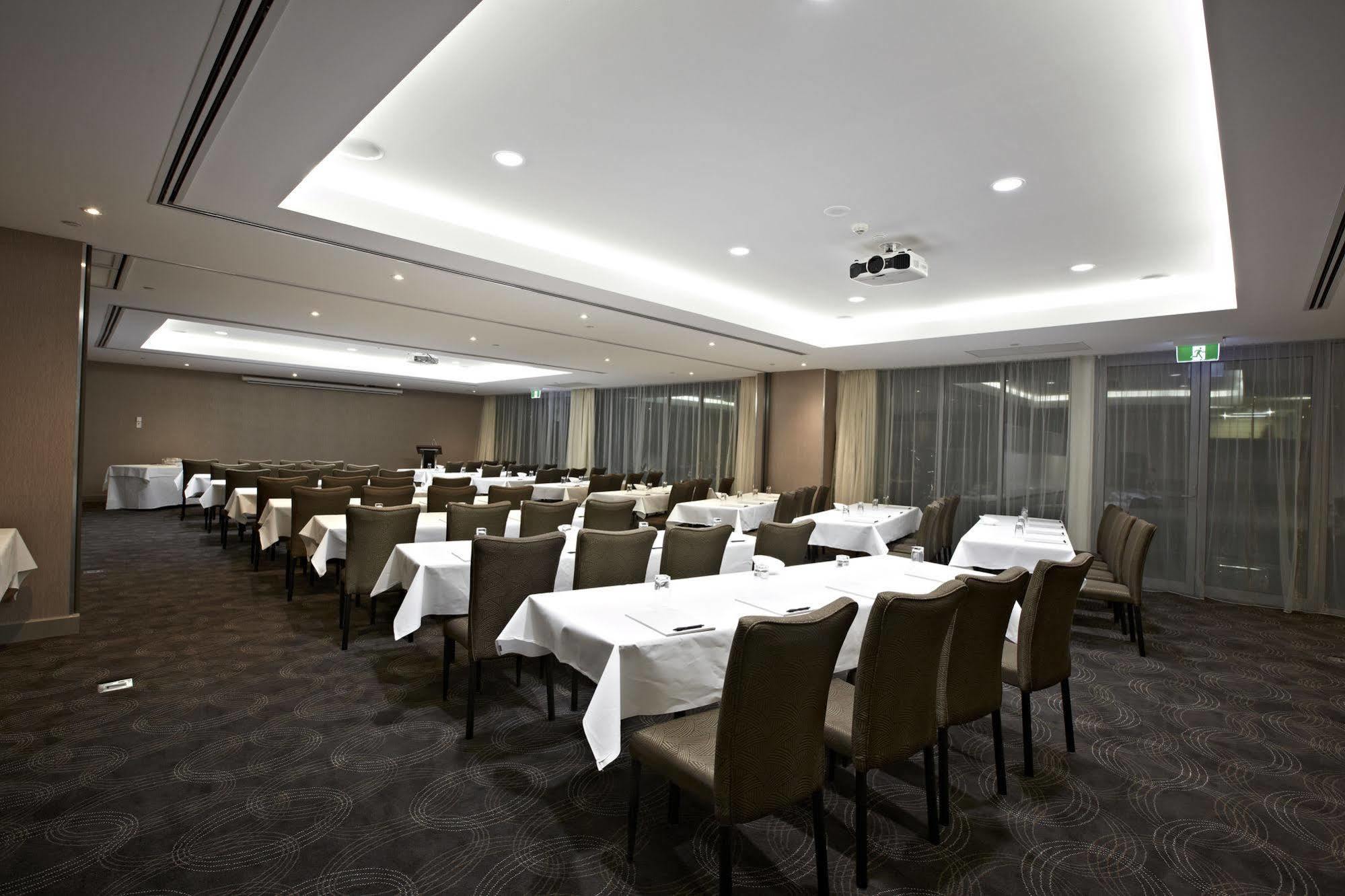 Hotel The Sebel Kew