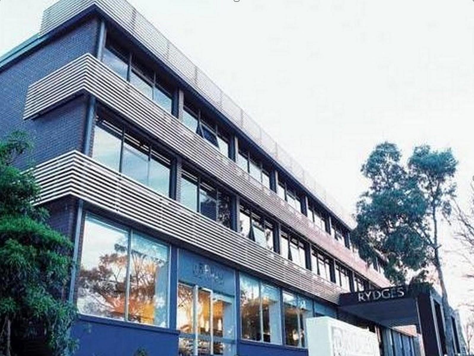 Mercure North Hotel 4*