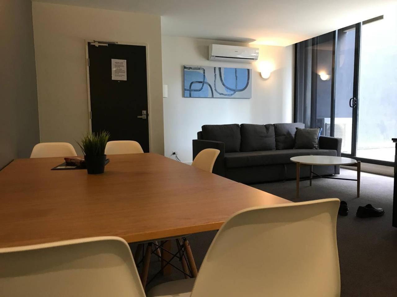 Readyset On Spencer Apartment
