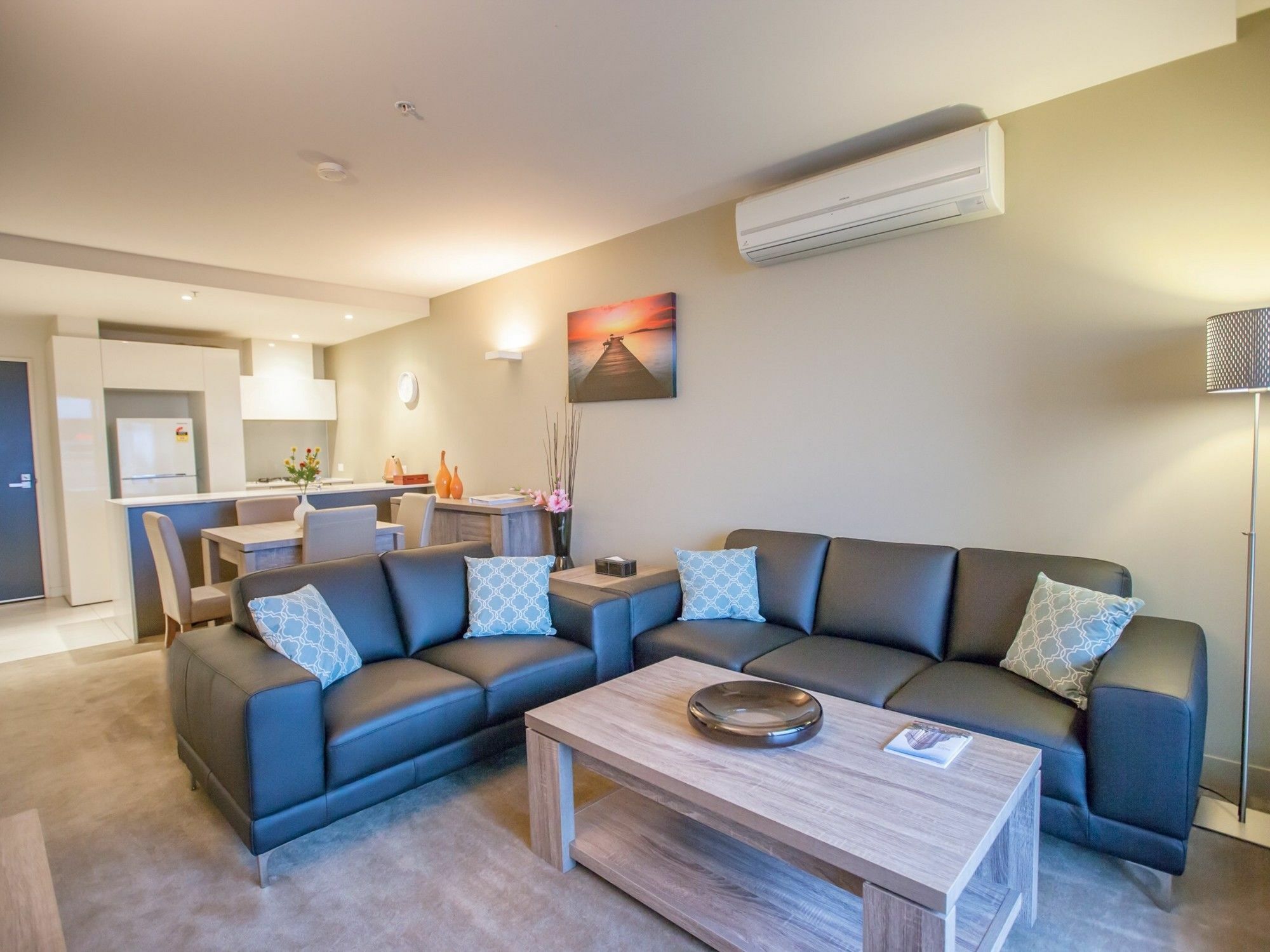 Southern Cross Serviced Aparthotel 4*