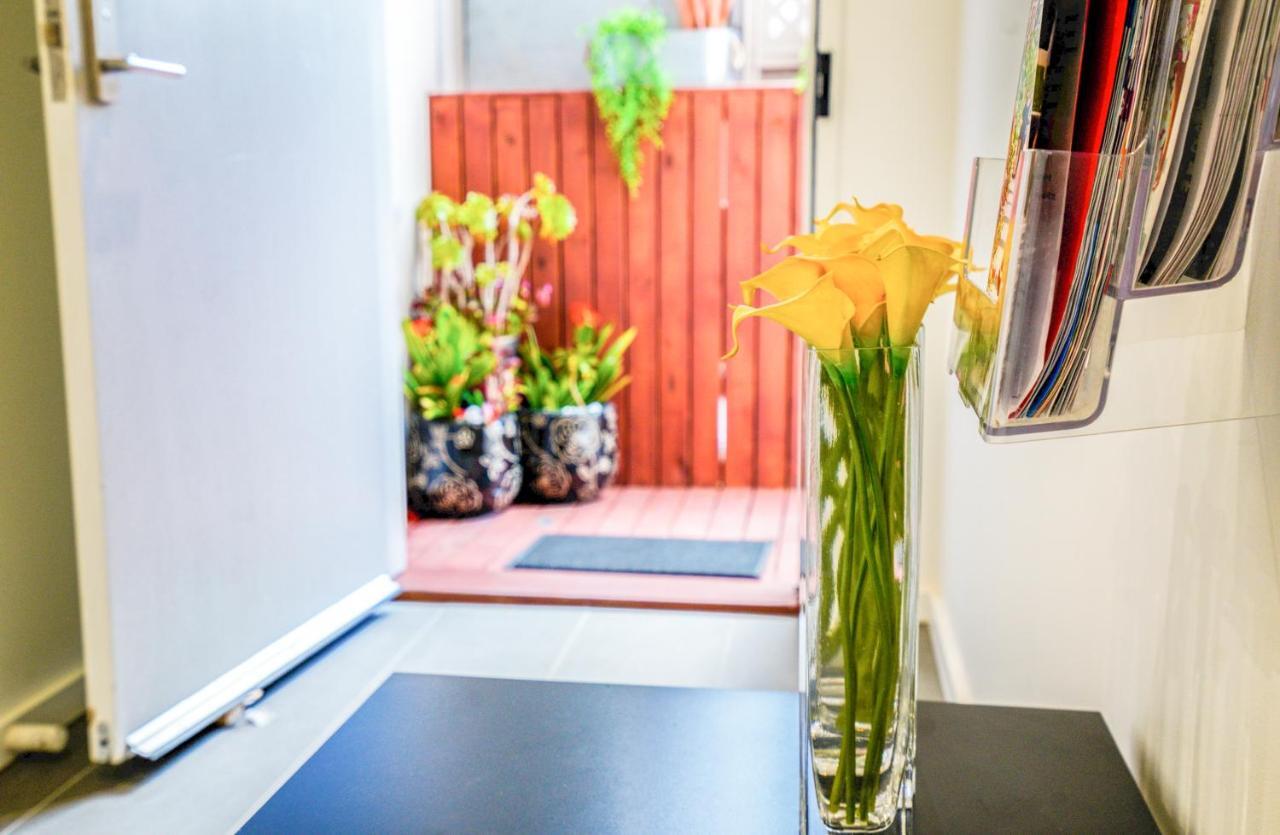 Apartment U201 Brunswick Living Floor Balcony Close To And Cbd Free Wifi Tram At Doorstep