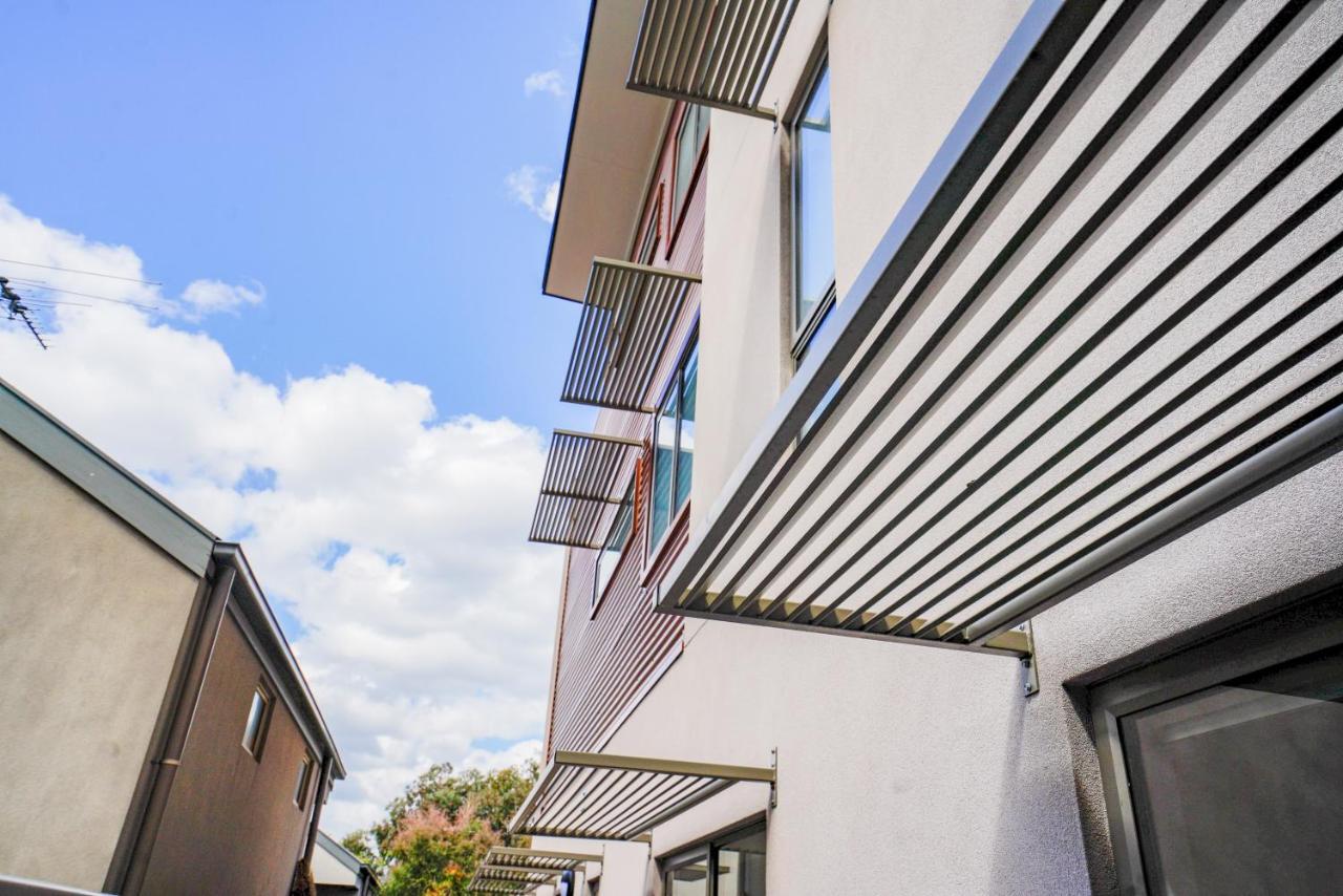 U201 Brunswick Living Floor Balcony Close To And Cbd Free Wifi Tram At Doorstep *