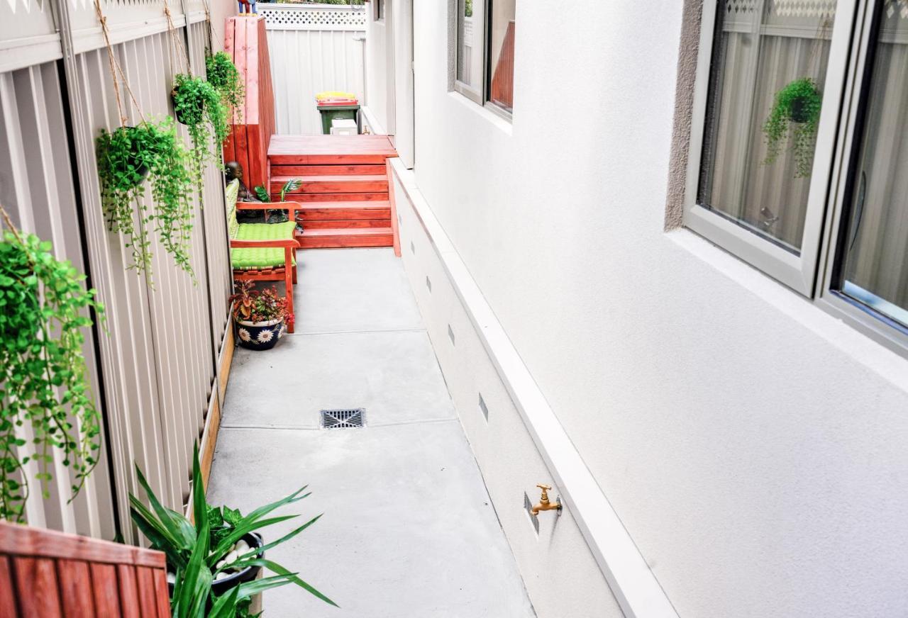 U201 Brunswick Living Floor Balcony Close To And Cbd Free Wifi Tram At Doorstep * Melbourne