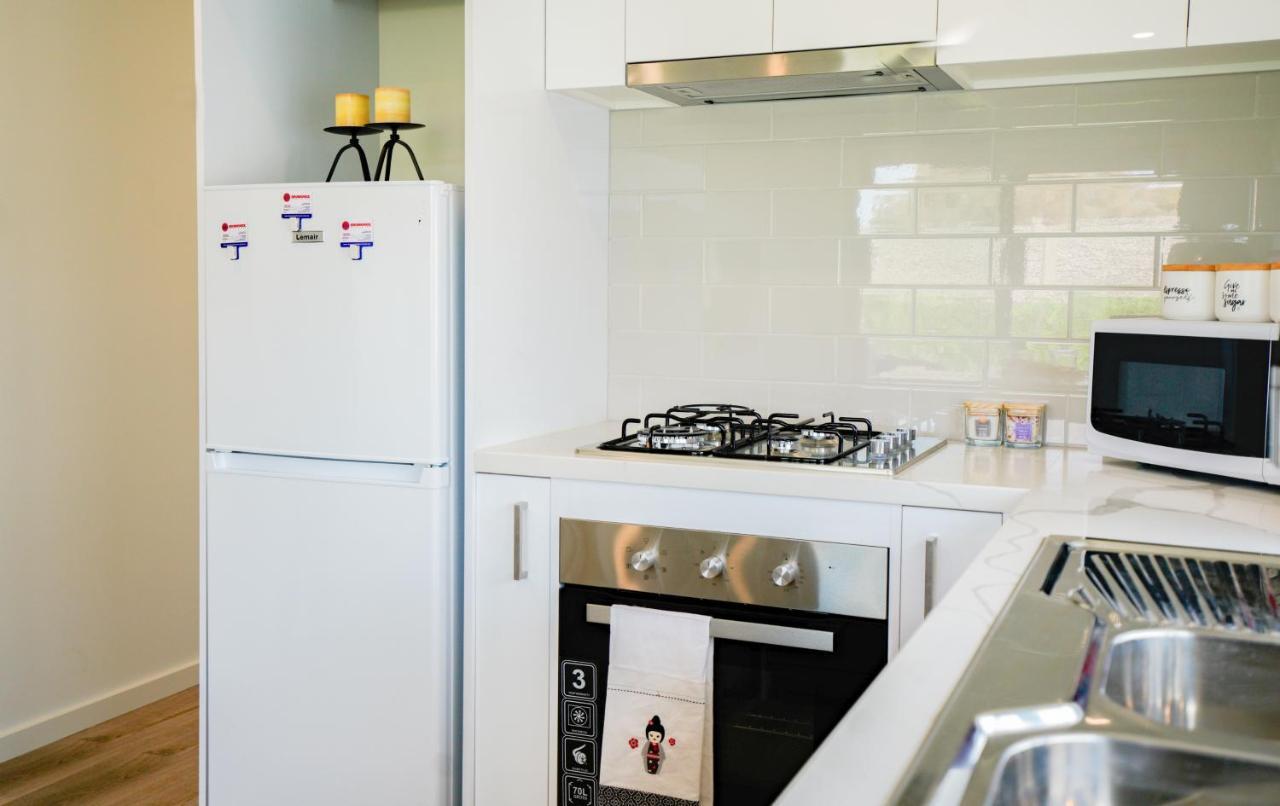 Apartment U201 Brunswick Living Floor Balcony Close To And Cbd Free Wifi Tram At Doorstep