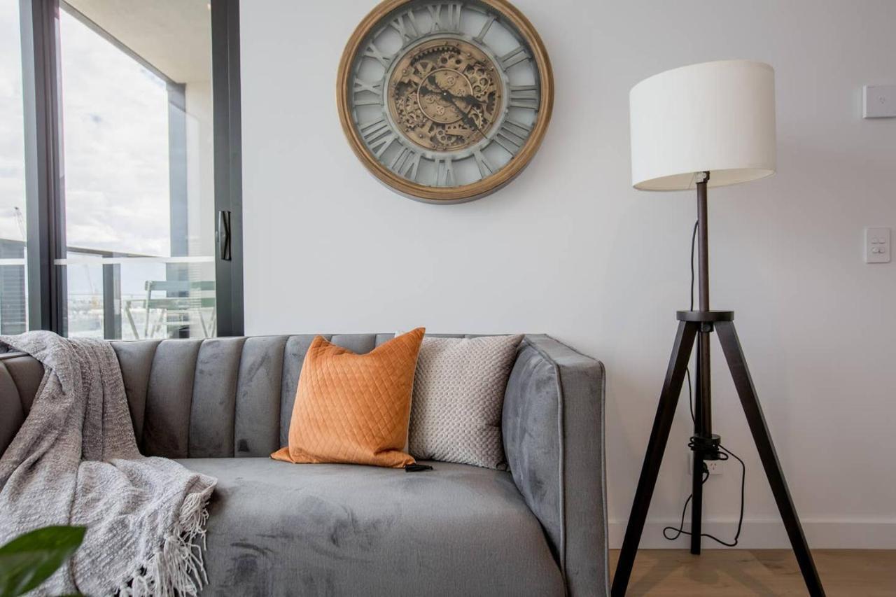Apartment Delightful 2br Riverview@docklands Melbourne