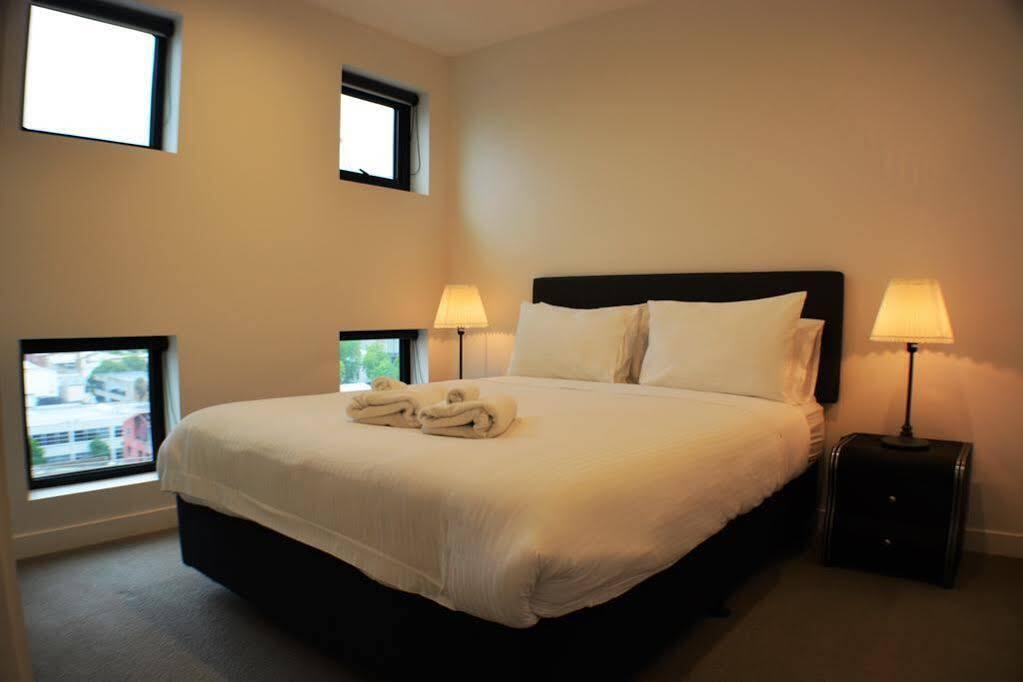 Royal Melbourne- Clarke St Apartment *