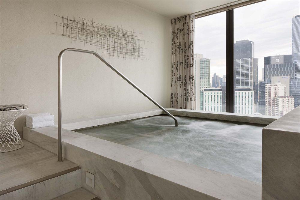 Crown Metropol 5* Melbourne