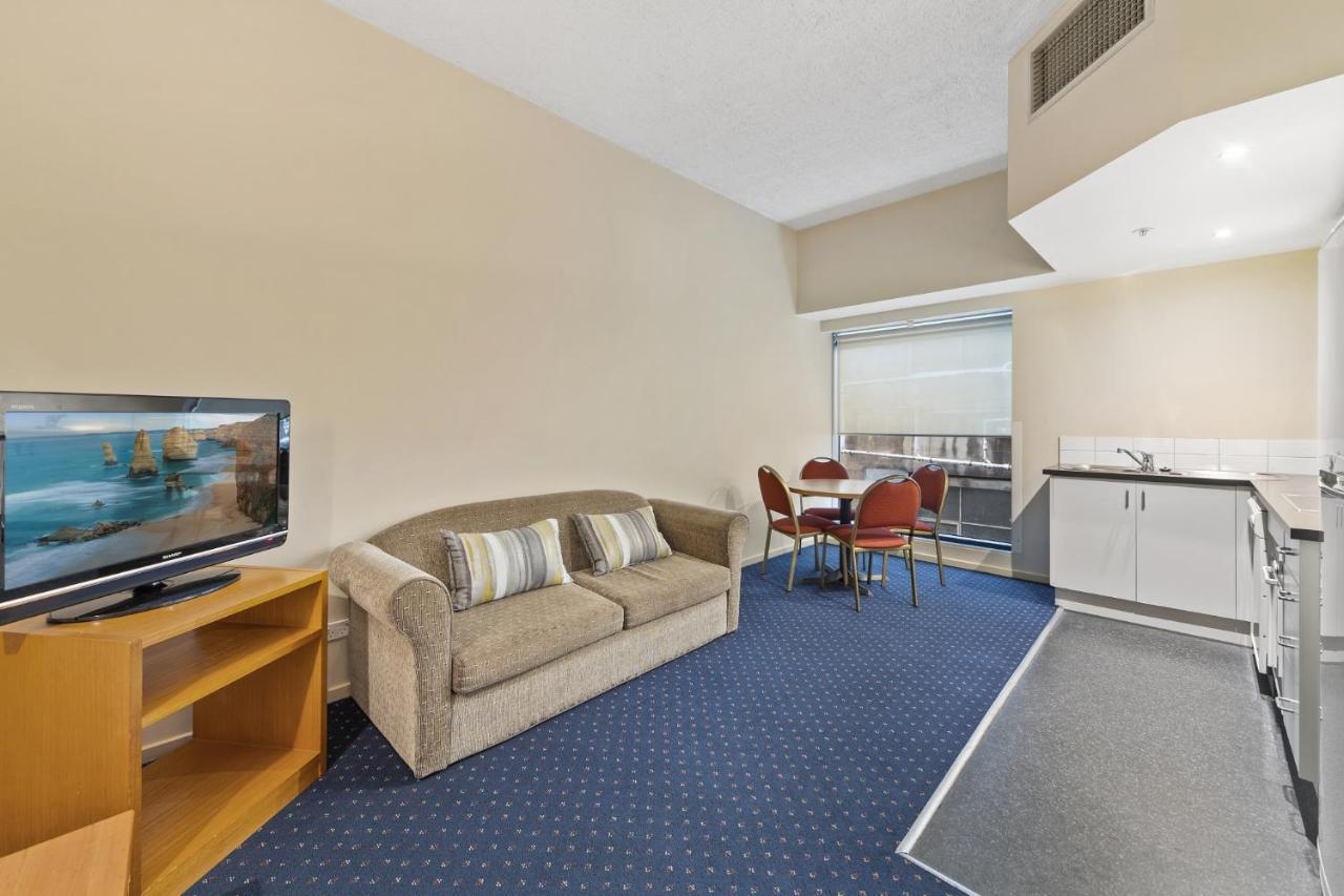 Yehs Cbd Hotel